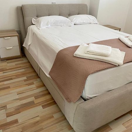 Modern Luxury Apartment In The Heart Of 尼科西亚 外观 照片